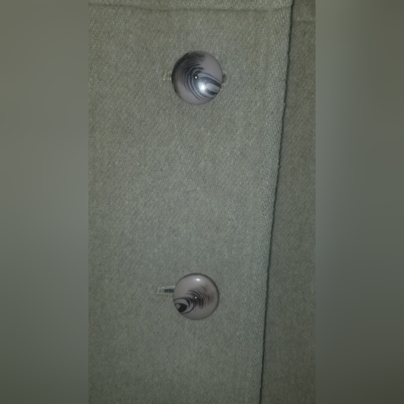 VINTAGE PENGUIN LADIES WOOL COAT EUC - Picture 10 of 12